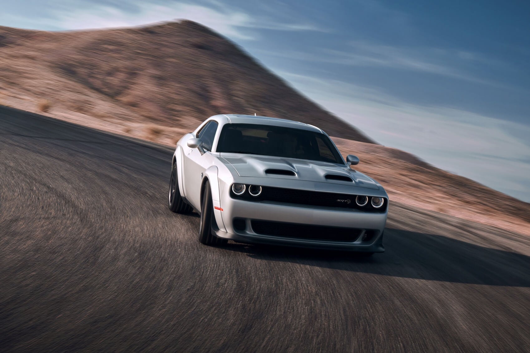Performance Capabilities and Interior Dimensions for the 2022 Challenger SRT Hellcat